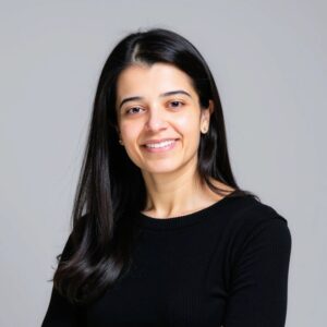 Pooja Daswani Head Shot Pooja Daswani Head Shot